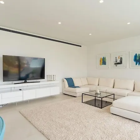 Higueron West * פואנגירולה