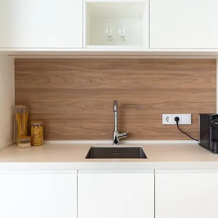 Apartman Higueron West