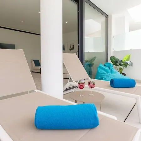 Higueron West Apartman *