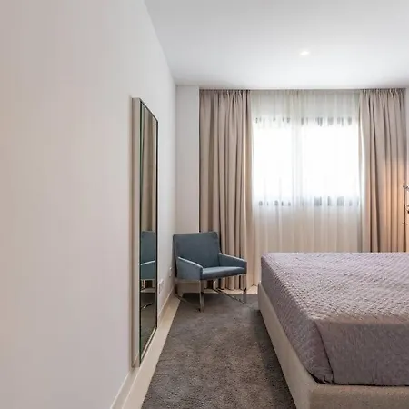 Apartament Higueron West